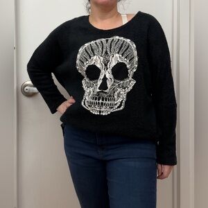 Skull Sweater Black